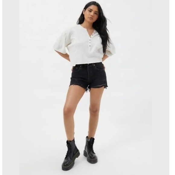 LEVI’S 501 Original Cutoff Denim Short - Picture 1 of 10